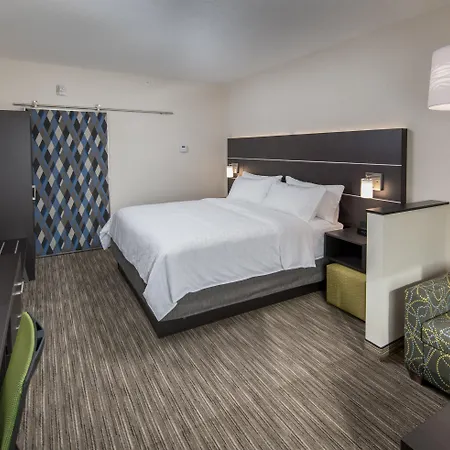 Holiday Inn Express & Suites - Saskatoon East - University By Ihg Exterior photo